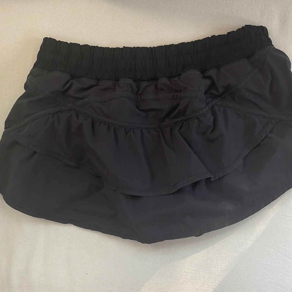 Lululemon ruffle short skirt